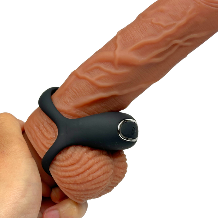 ADMIRE Dual Silicone Vibrating C-Ring with Remote